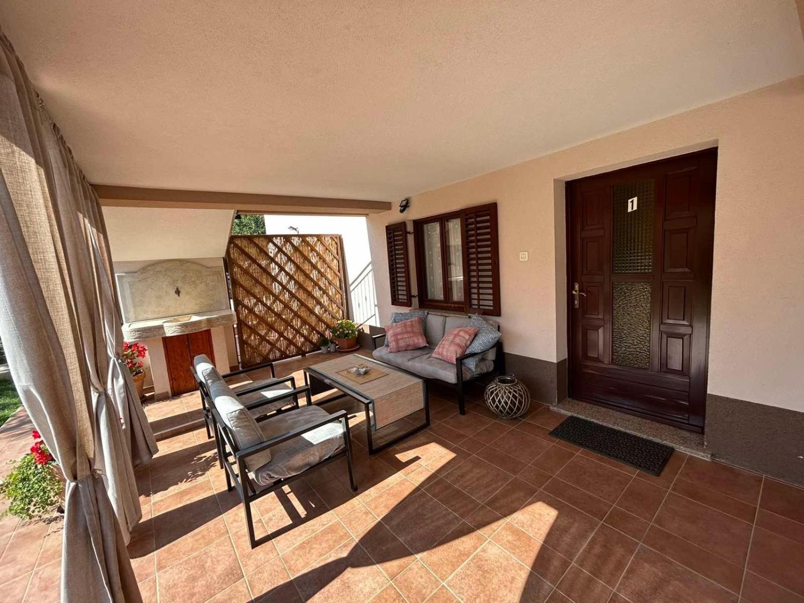 Apartmani Antonija Vozilici المظهر الخارجي الصورة